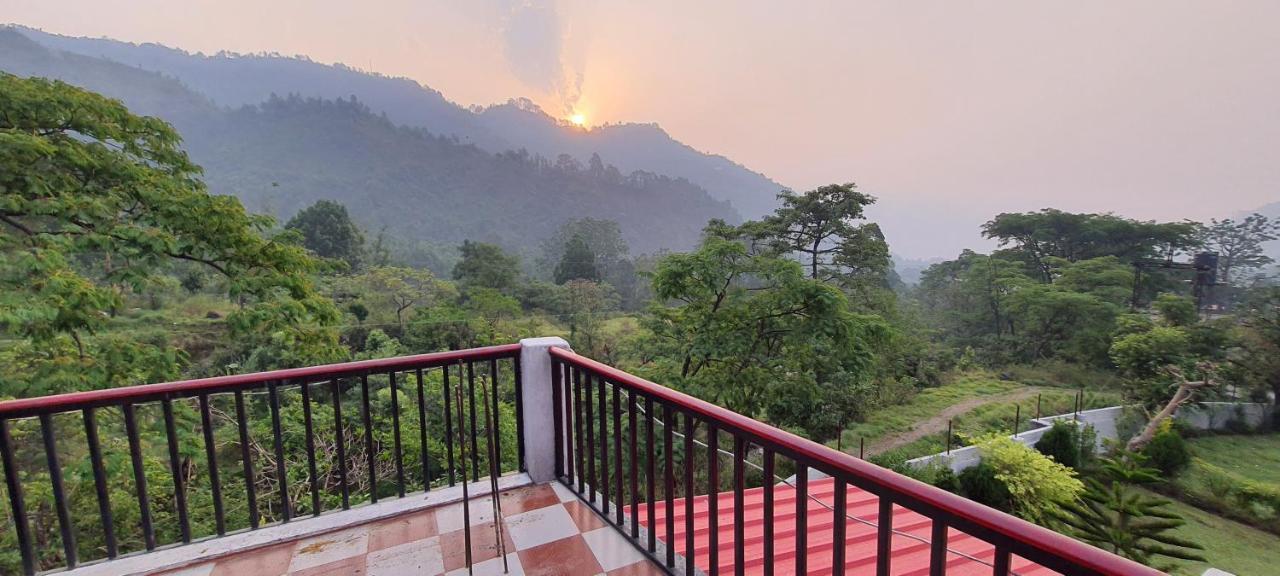 Karthik Resorts, Jeolikote Nainital Exteriör bild