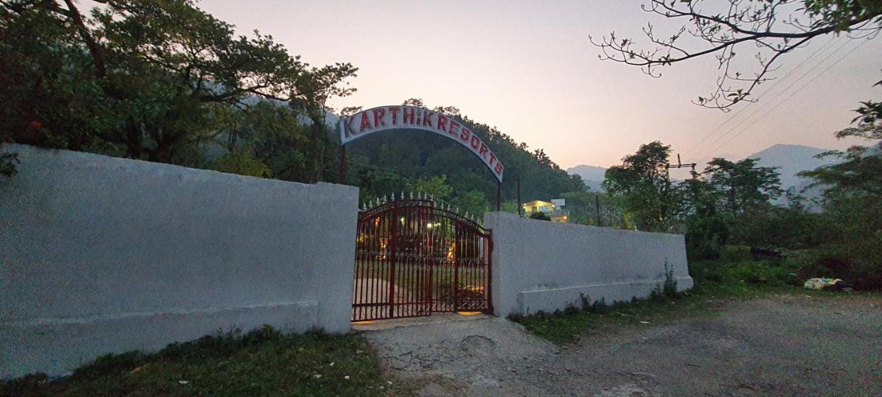 Karthik Resorts, Jeolikote Nainital Exteriör bild