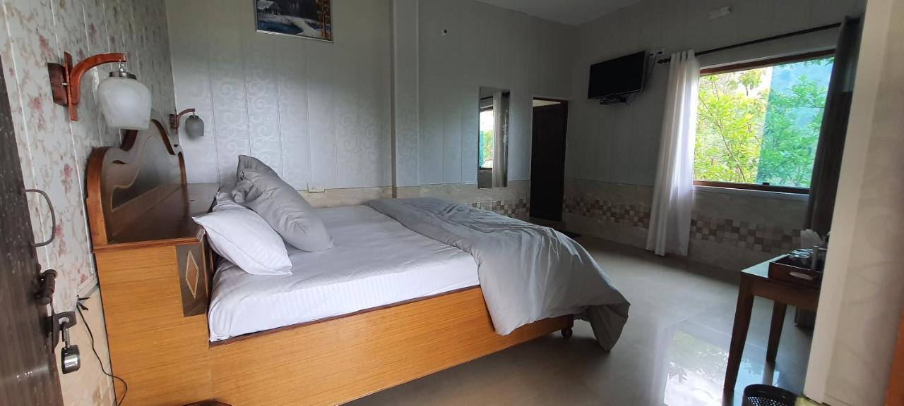 Karthik Resorts, Jeolikote Nainital Exteriör bild